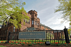 mount_holyoke_college_thumbnail
